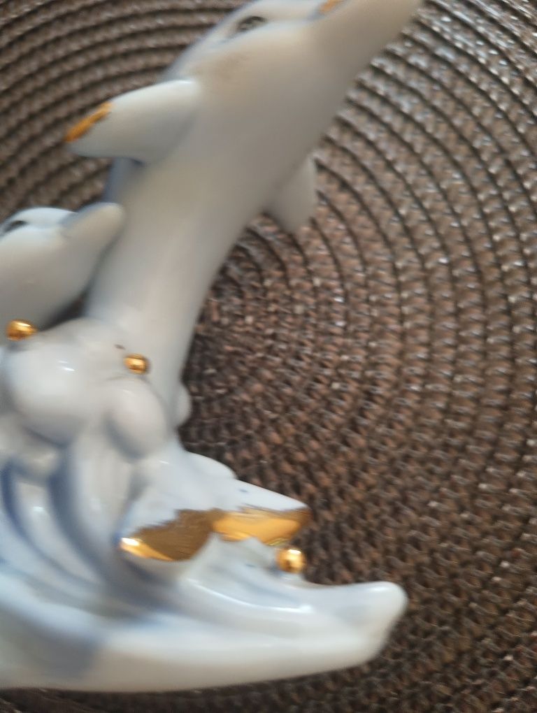 Sprzedam figurkę porcelanową delfiny