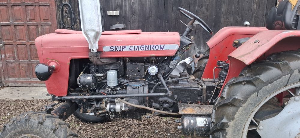 Ciagnik URSUS C-330 83R sprawny zam c3603p MF T 25