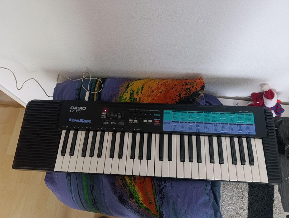 Синтезатор касио