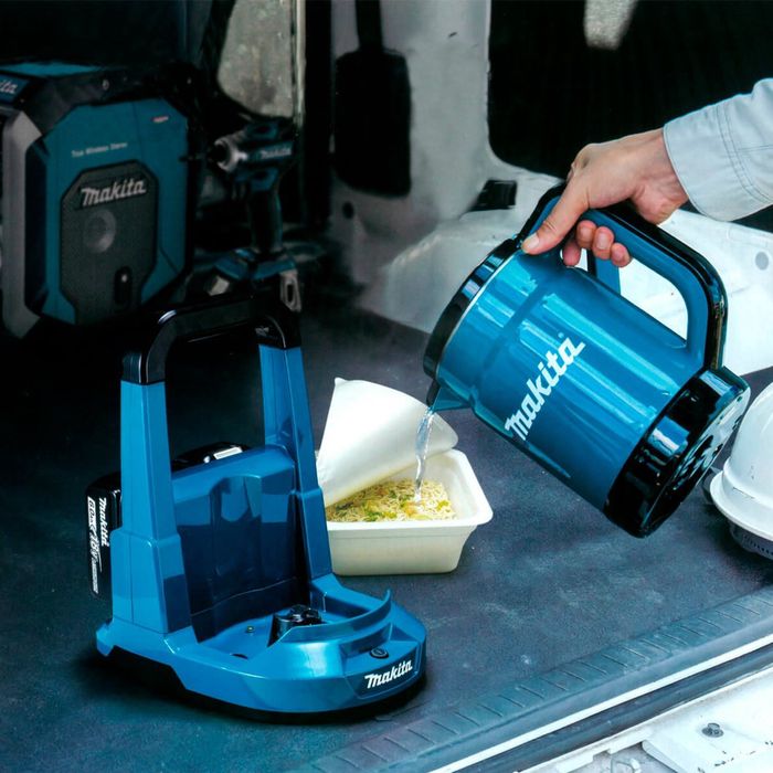 Акумуляторний чайник Makita DKT360Z