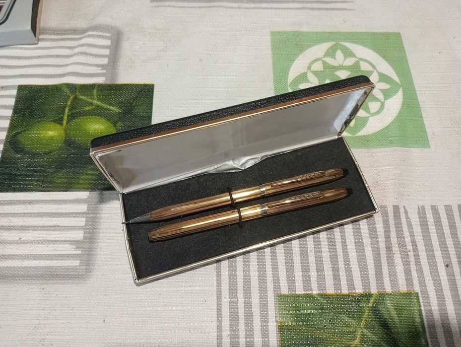 Zestaw piśmienniczy PRL 2