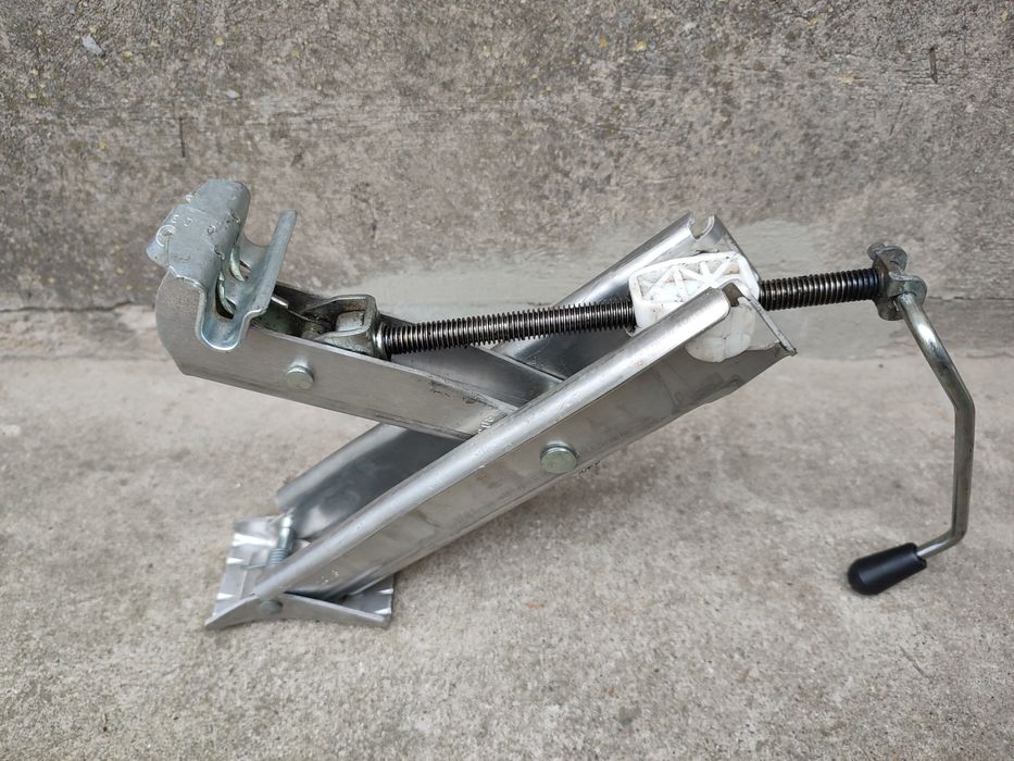 Домкрат Volkswagen Seat Фольксваген сеат