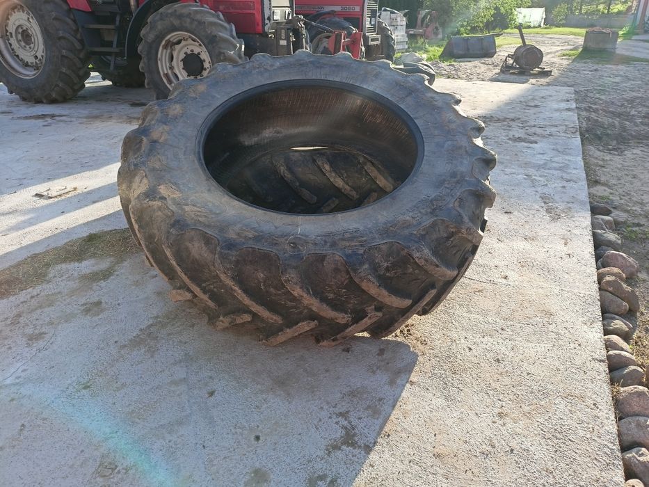 Opony rolnicze 520 r42