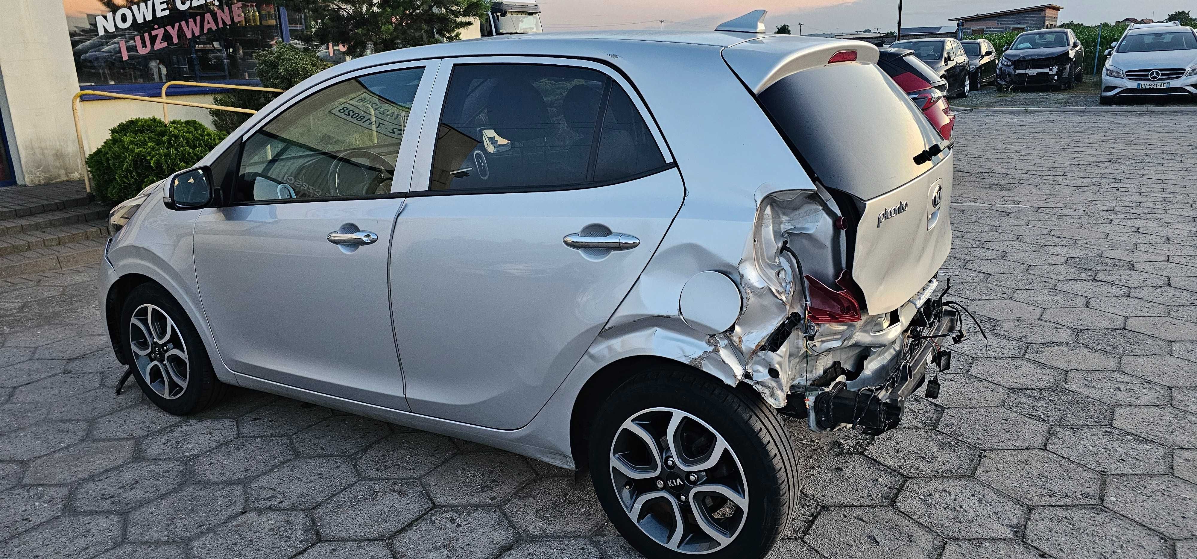 KIa Picanto 1.0 67 Km Klima Navi Kamera Cofania