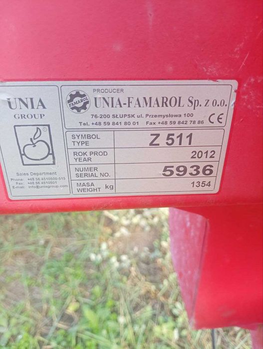 Прес підбирач UNIA FAMAROL