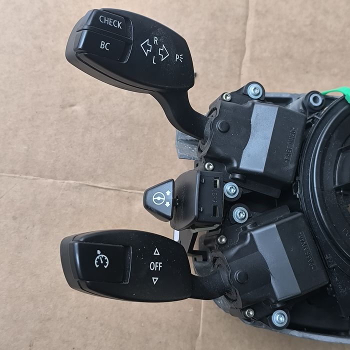 Manetki czujnik kąta skrętu BMW E60 E61 przedlift