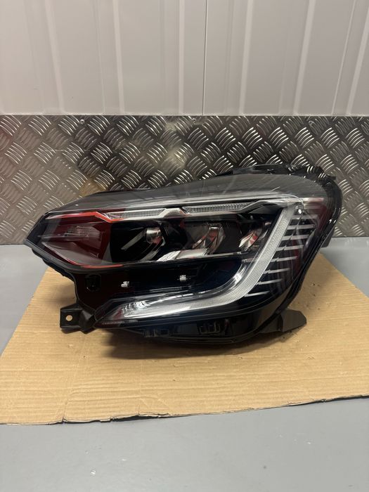 Lewa Lampa RENAULT CAPTUR II LIFT FULL LED Pure Vision Reflektor lewy