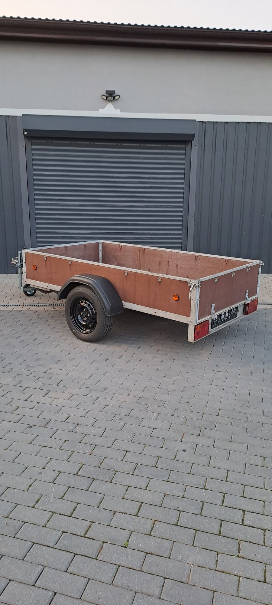 Przyczepa przyczepka towarowa 1000kg 240x130 z Niemiec ocynk
