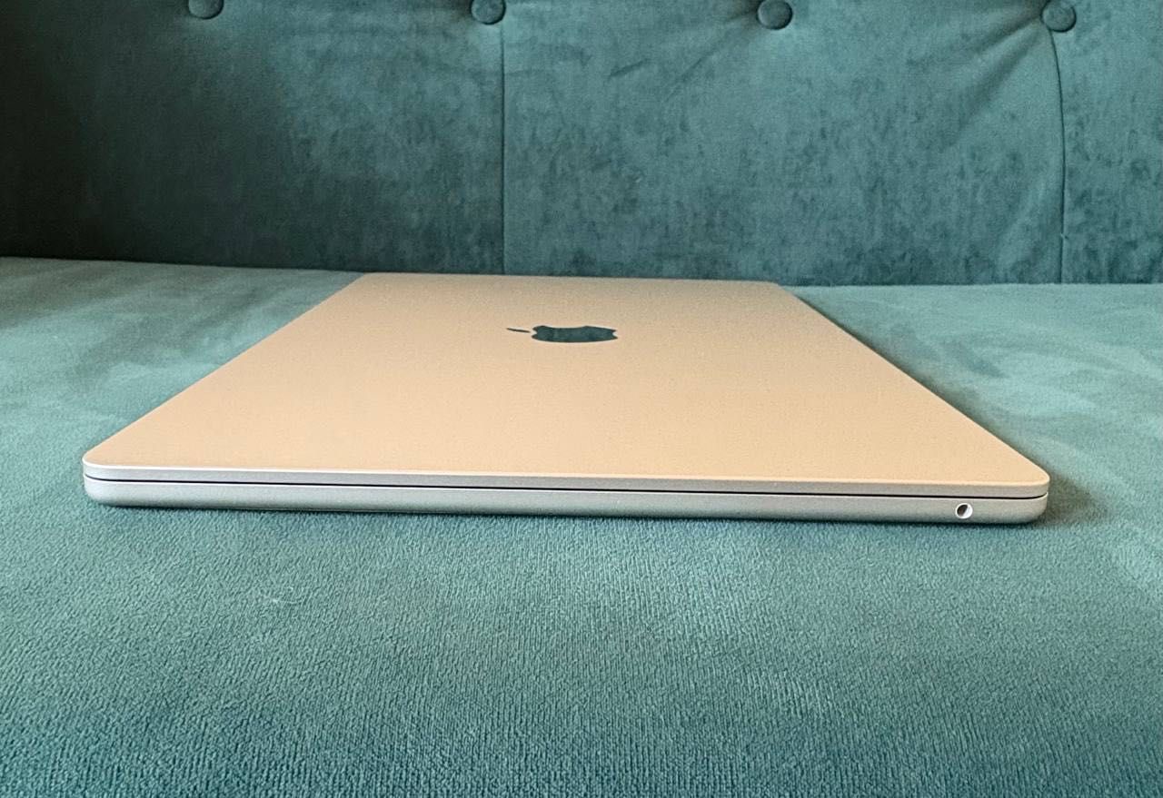 MacBook Air 15" M2 Starlight 2023 (MQKU3) M2 , 8Gb, 256 ssd
