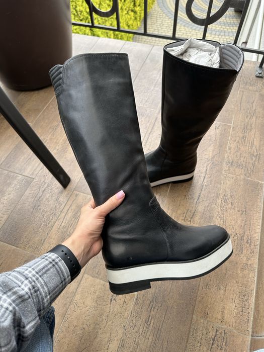 Черевики жіночі шкіряні, ботфорди чорні