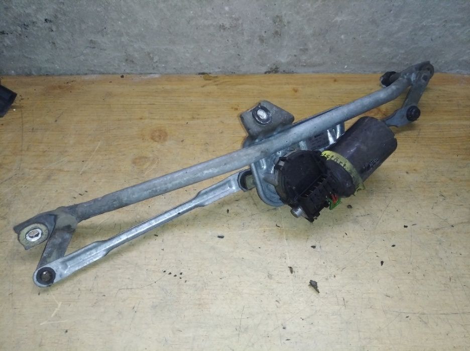 Audi a4 b5 a6 c5 passat b5 mechanizm + silniczek wycieraczek przednich