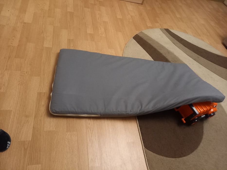 Продам матрац 120×60