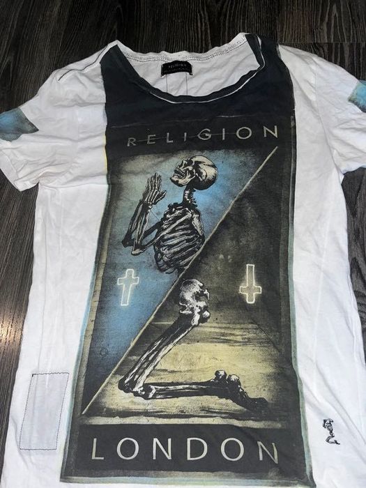Religion t-shirt koszulka modlący się kościotrup krzyż