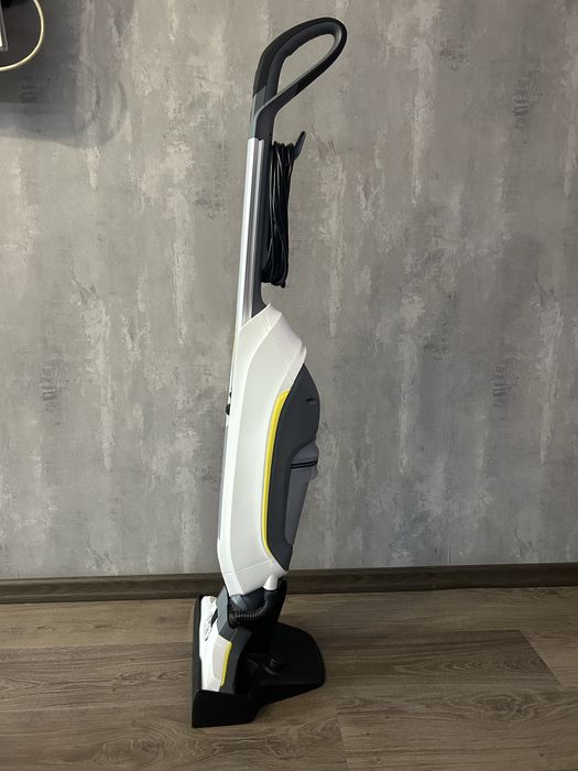 Миючий пилосос Karcher FC 5 преміум безмішковий