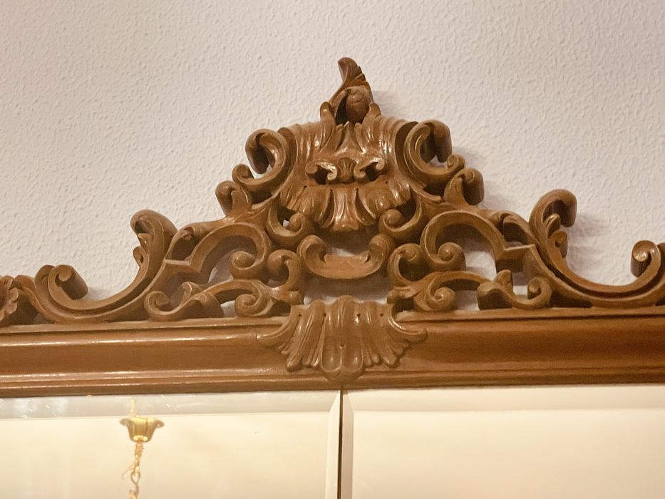 Mobilia sala de jantar raiz de nogueira