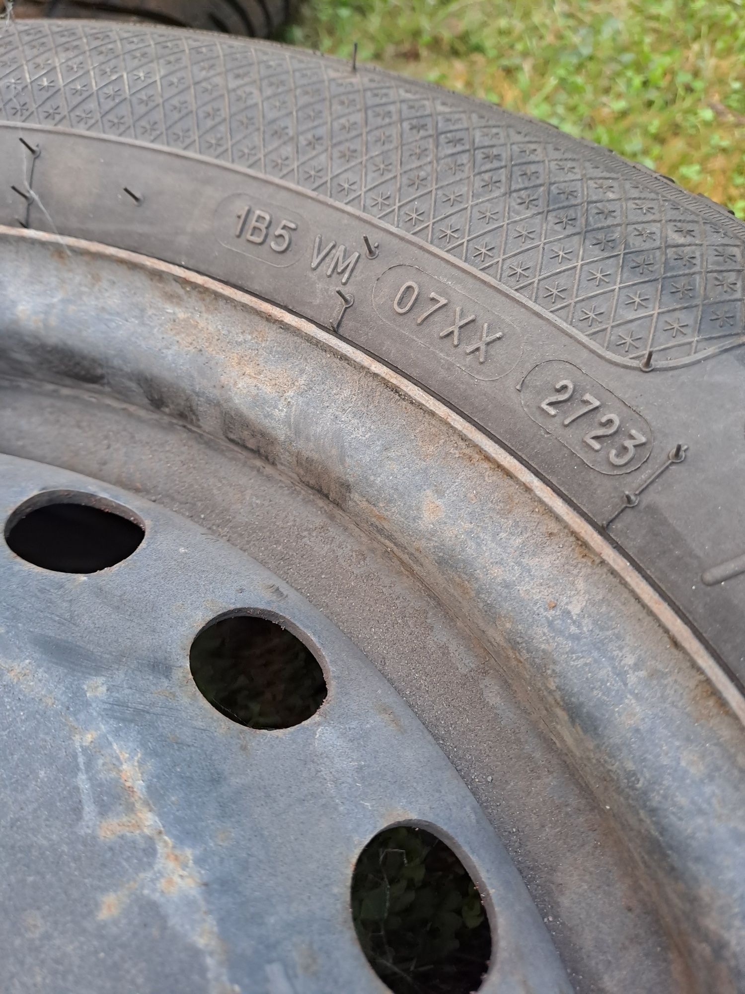 Opony zimowe z felgami Kleber 215 55 R16 komplet 4szt.
