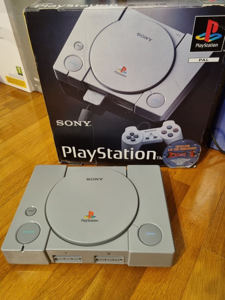 Playstation 1 SCPH(1002) de 1994