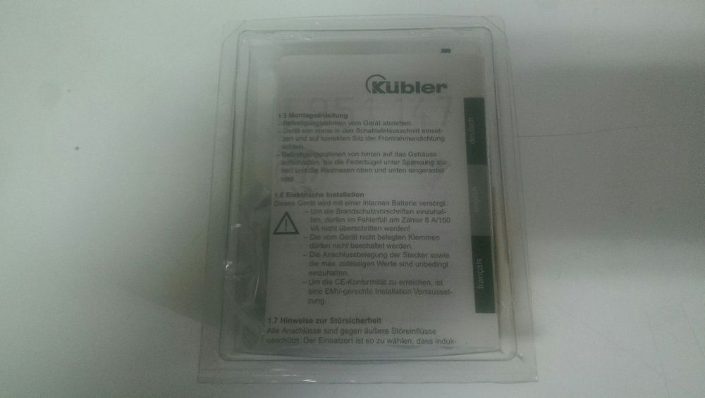 Contador digital Kubler 433/3859 com 8 dígitos novos.