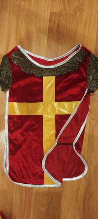 Костюм рицаря, Конзоли, 5 років