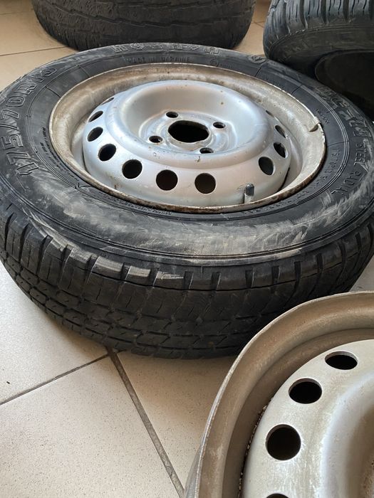 Диски с резиной R13/Lanos/Sens/Vaz/Ваз/4*100