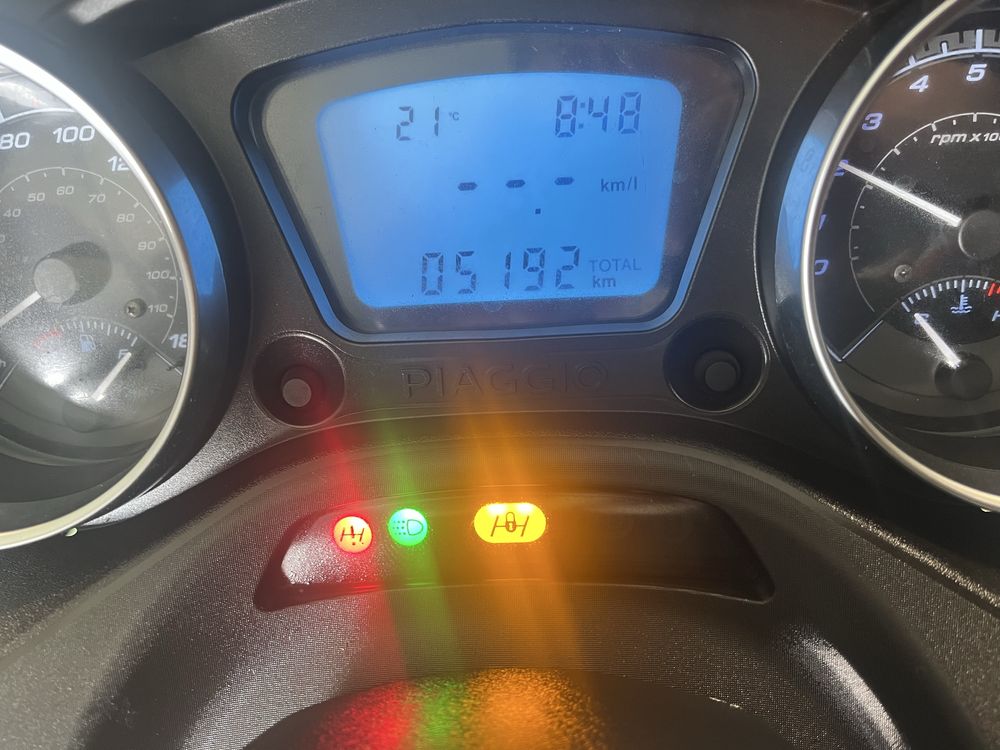 Piaggio mp3 300 kat.B faktura vat