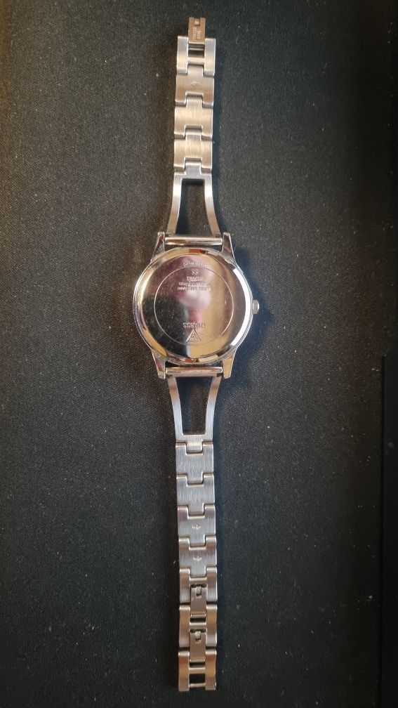 Zegarek damski Guess bransoletka srebrny