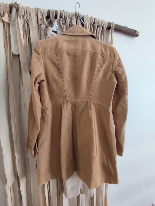 Casaco 3/4 Zara em veludo Camel