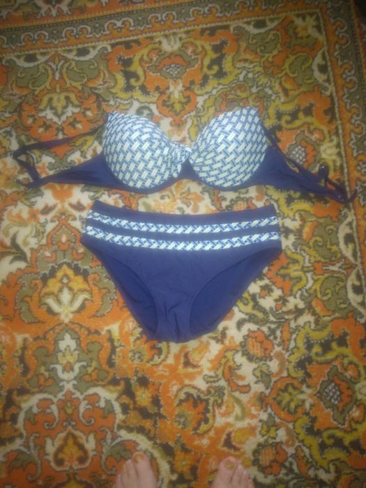 Жіночий одяг купальник