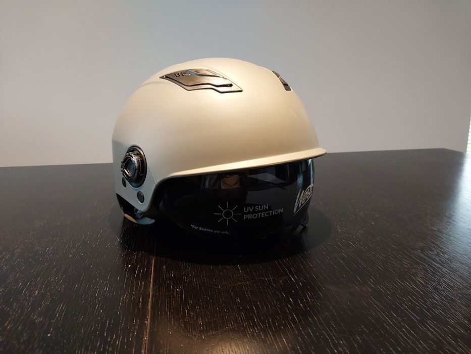 Kask Rowerowy Westt Escape S-M 55-58cm Z blendą
