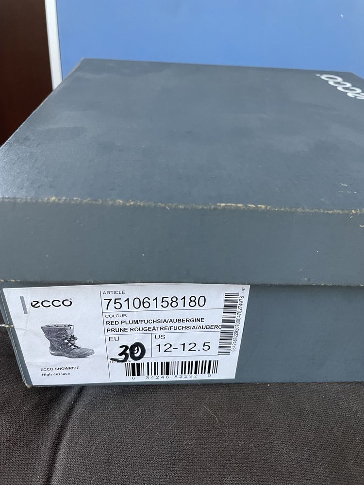 Зимние ecco 30 р