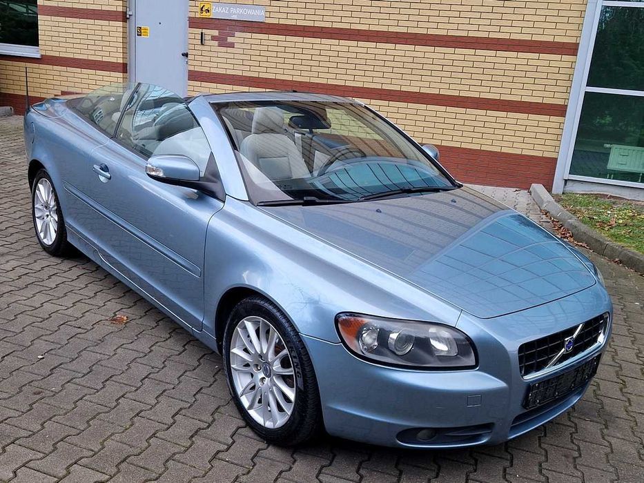 2.0D_Jasne Skory_Klimatronic_Kabrio_Summum