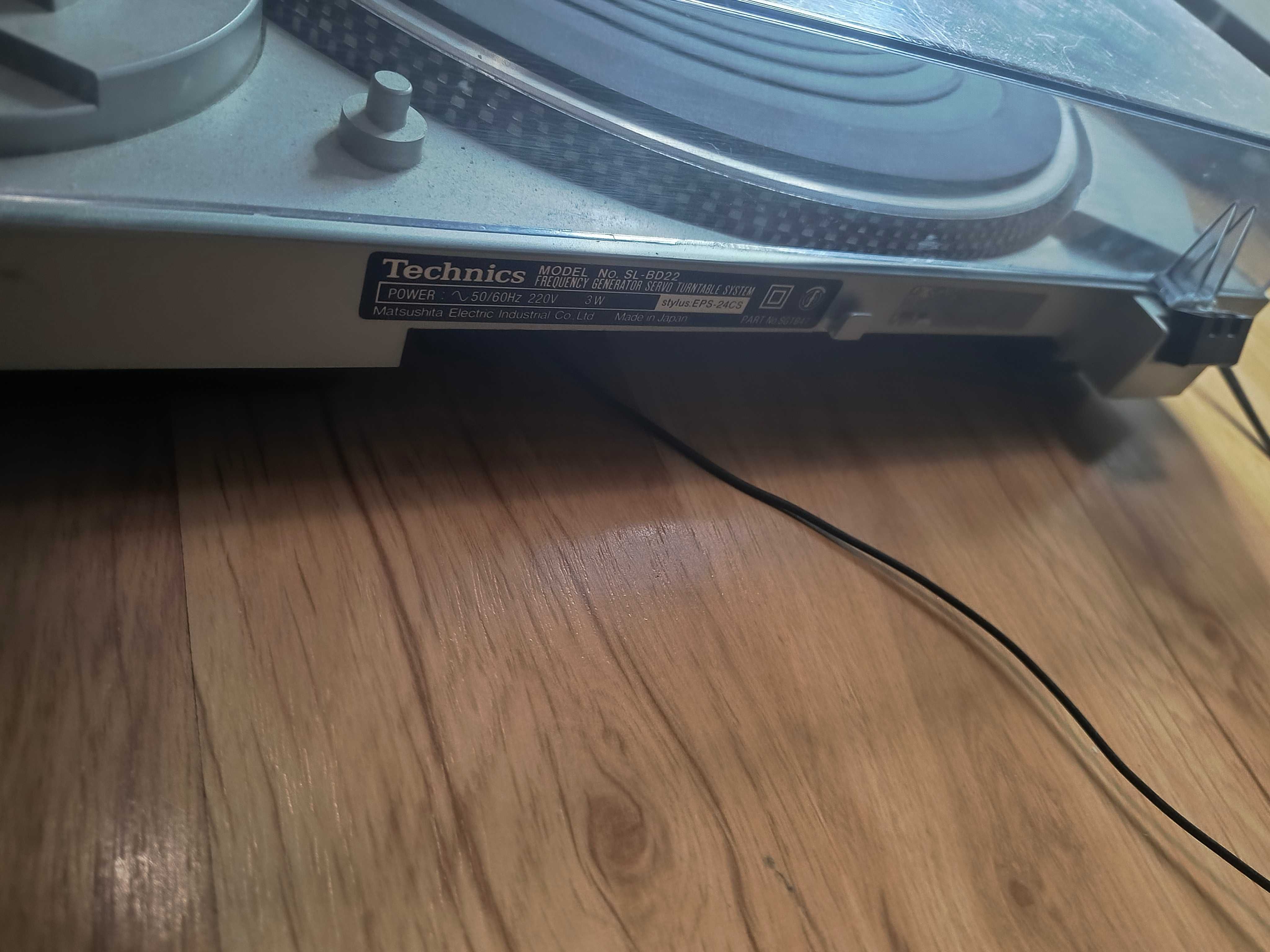 Gramofon Technics SLBD22 Polautomat