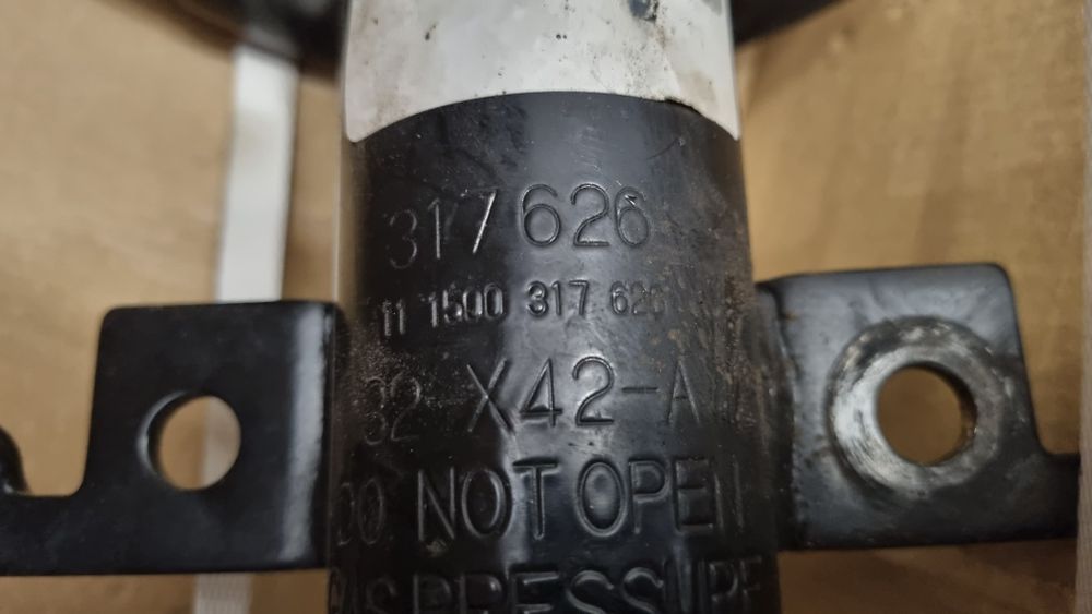 Амортизатор Sachs 317626 передній лівий на Nissan Qashqai J11