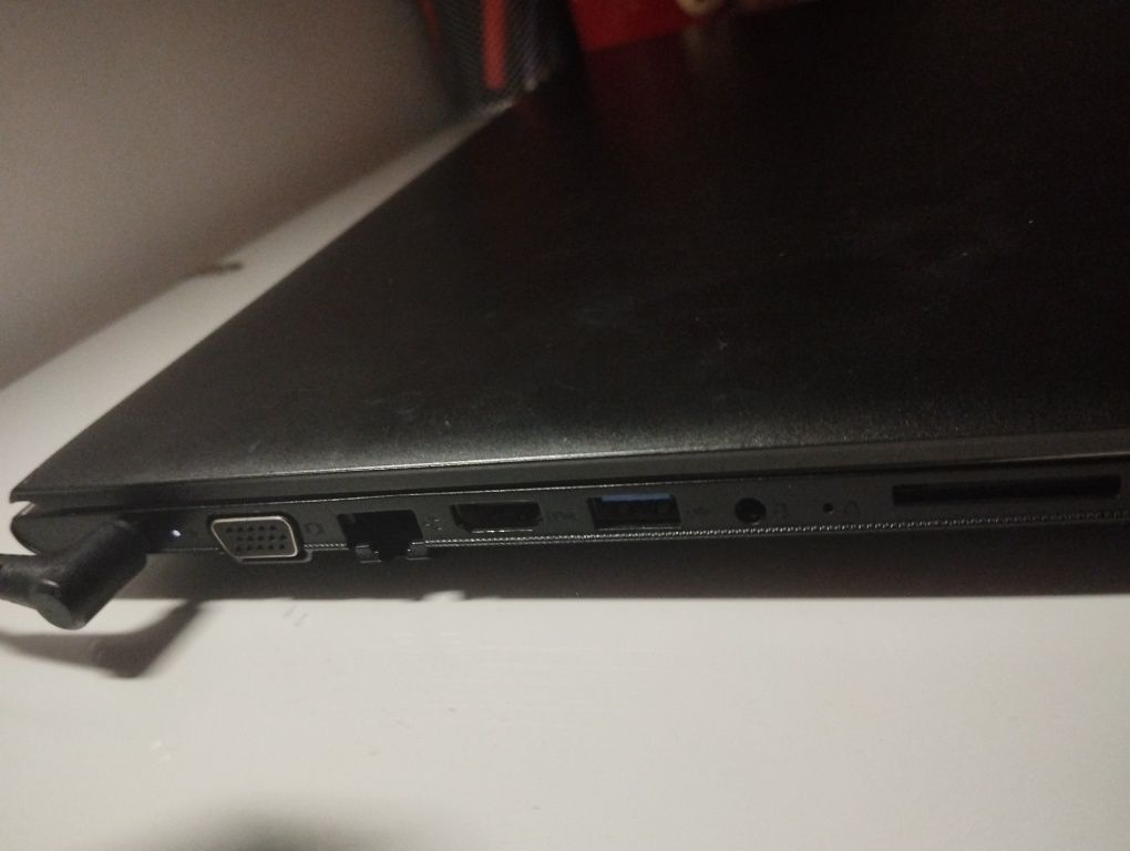 Laptop Lenovo idepad 2016 (używany)