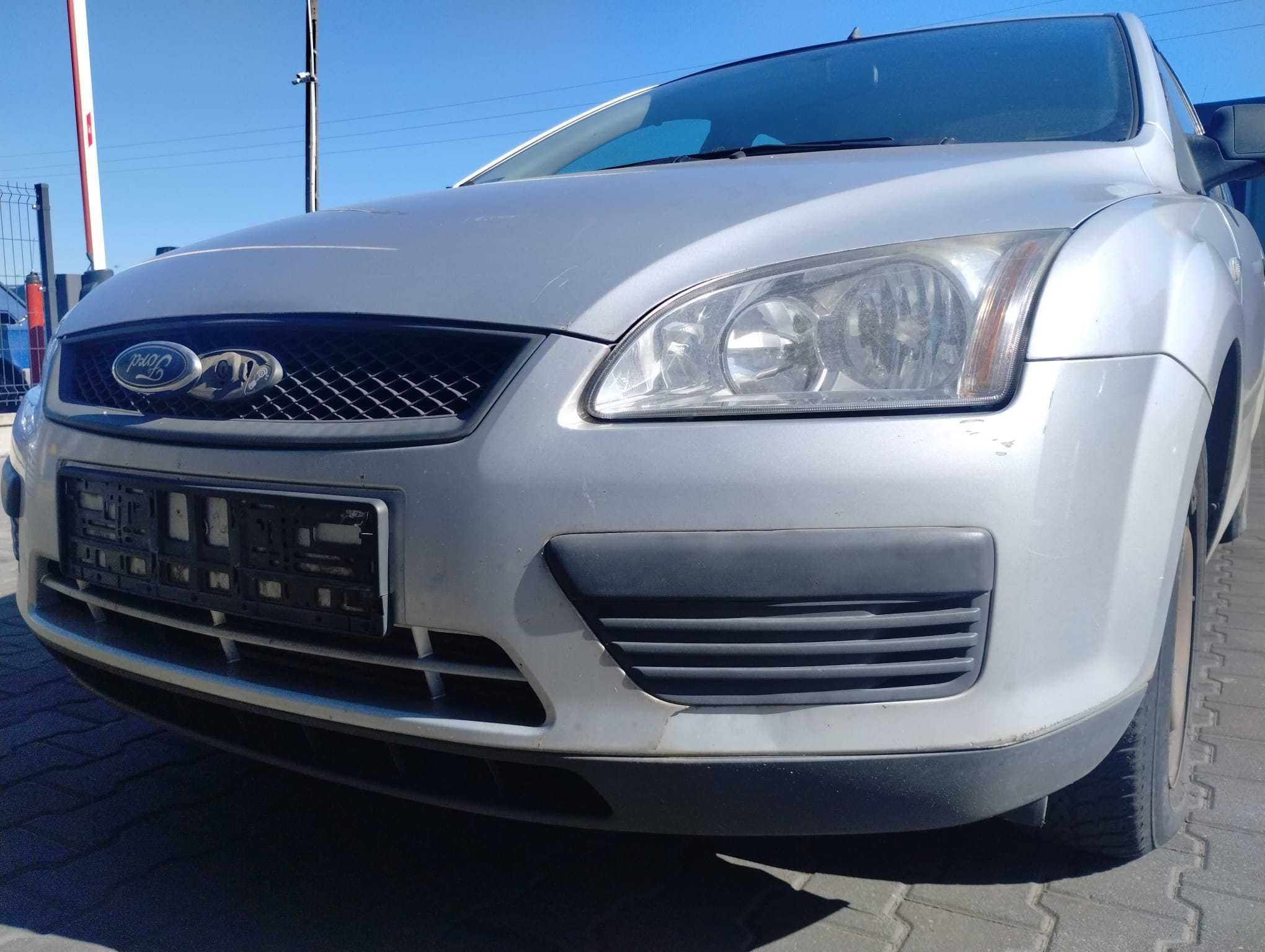 zderzak przód przedni Ford Focus MK2 lakier 03 ,części
