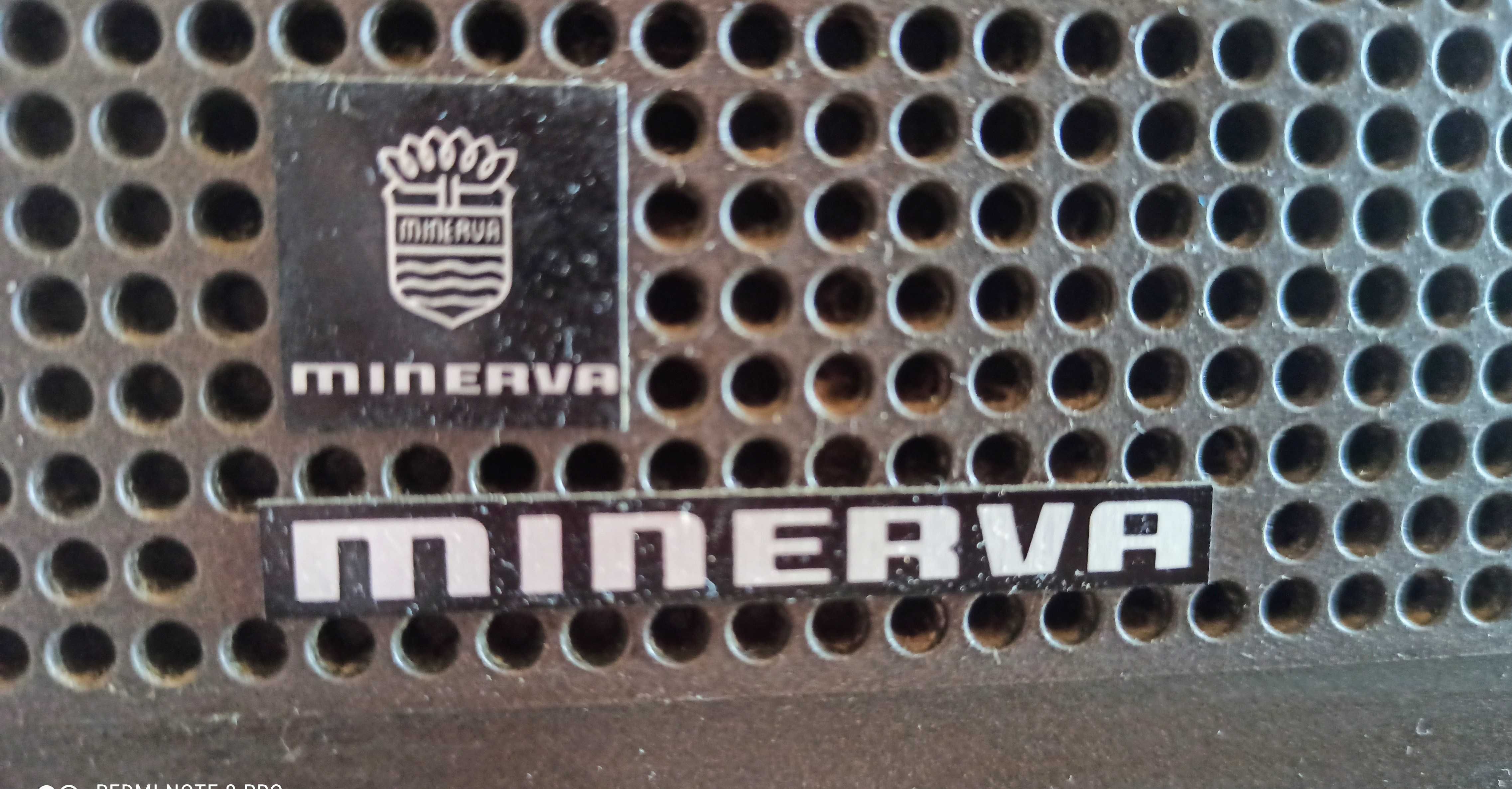 Excelente rádio Minerva
