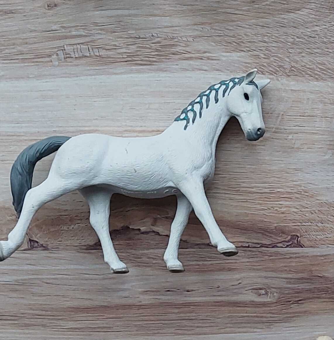 Koń Schleich 20 zł.