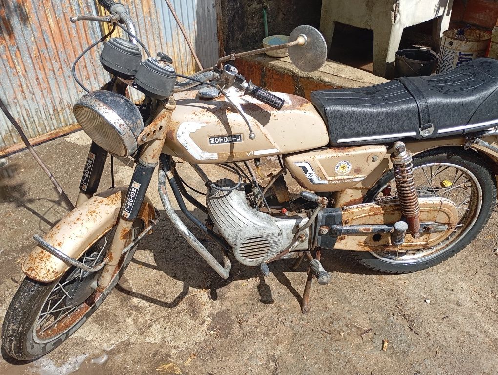 EFS Motobil 220M 50cm3 de cilindrada de 1990