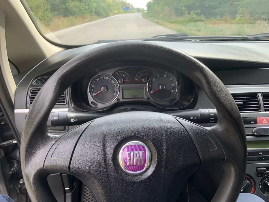 Продам Fiat Linea