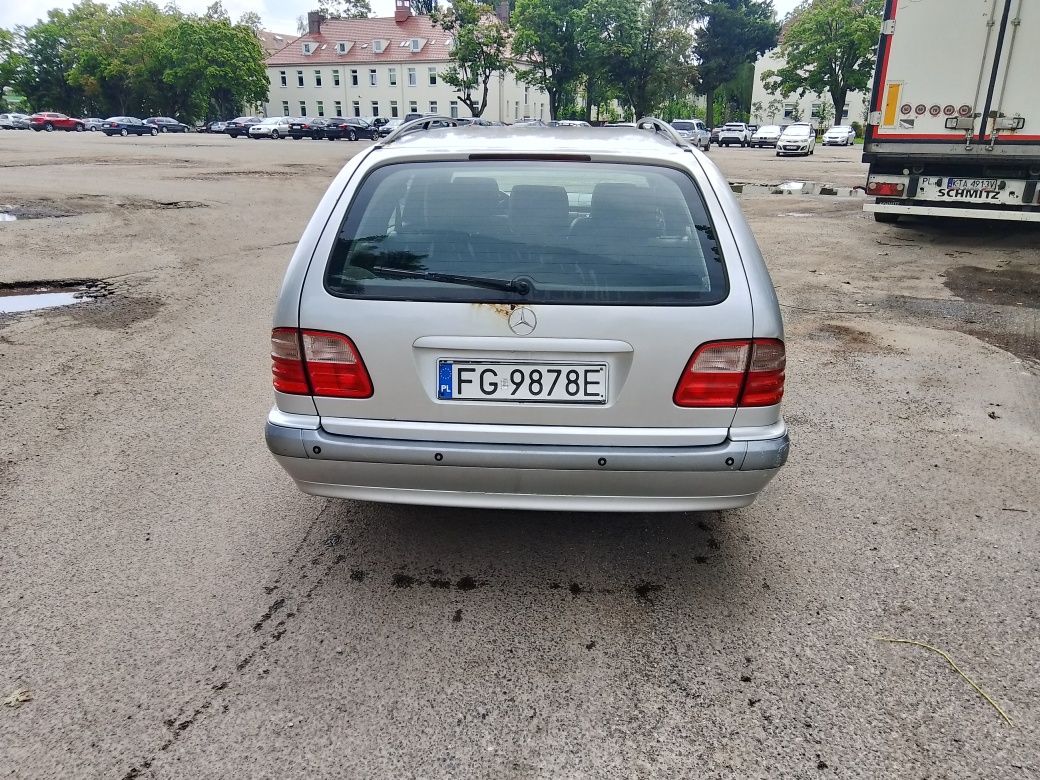 Mercedes-benz E200 gaz