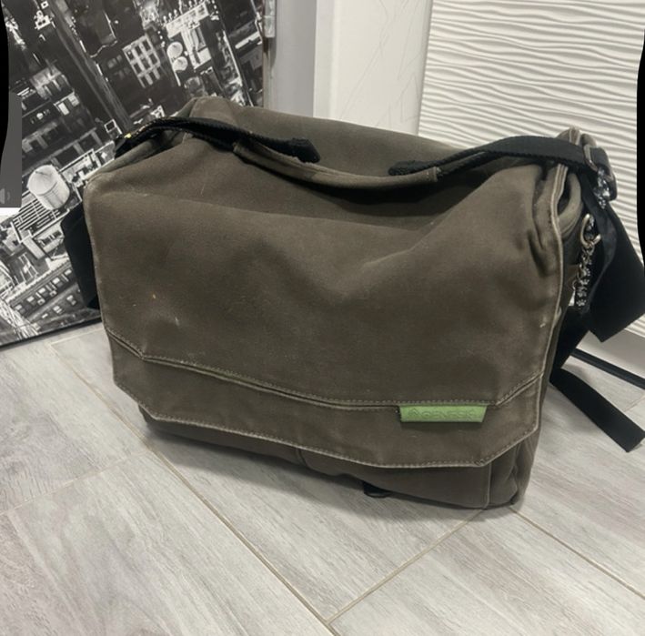 Mega Torba fotograficzna Genesis Tacit L,  kolor khaki