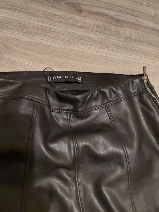 Skórzane legginsy r.34