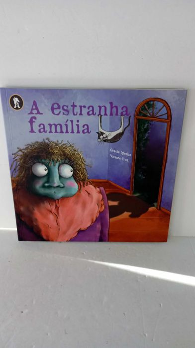 A Estranha Família