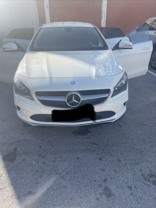 Mercedes CLA 200