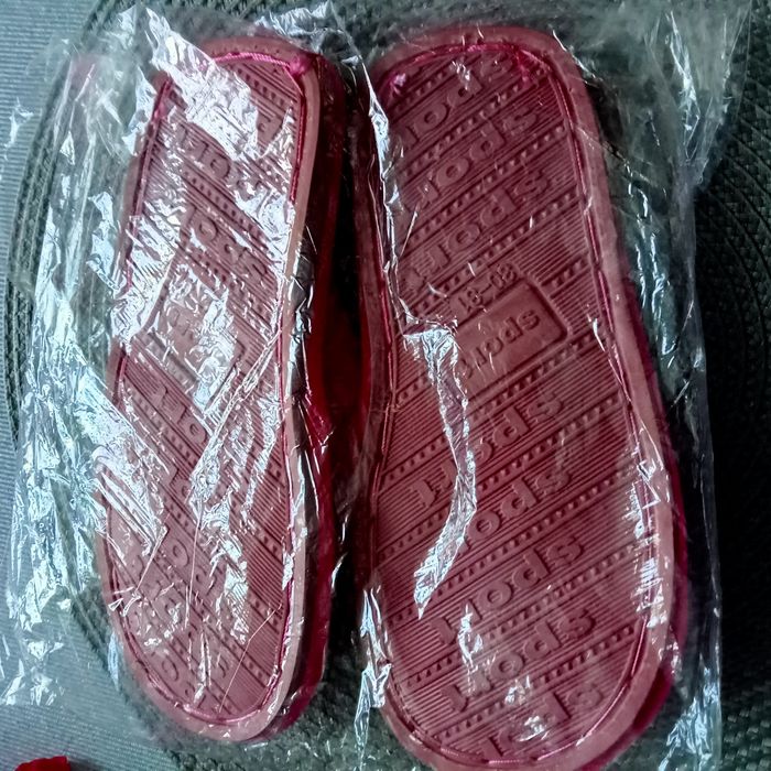 Kapcie dziecięce NOWE 30-31