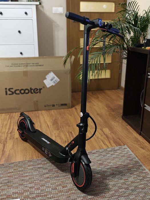 Hulajnoga elektryczna iScooter i9