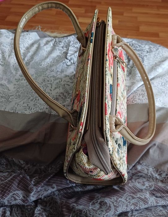 Сумка  28см×22см×11см