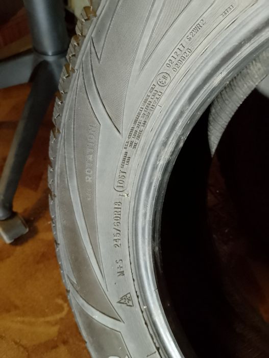 Резина  R18 2 колеса