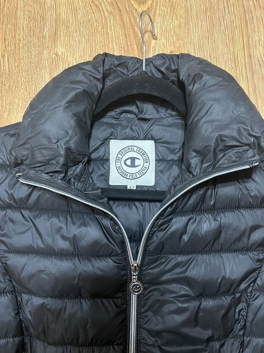 Жіноча куртка Champion