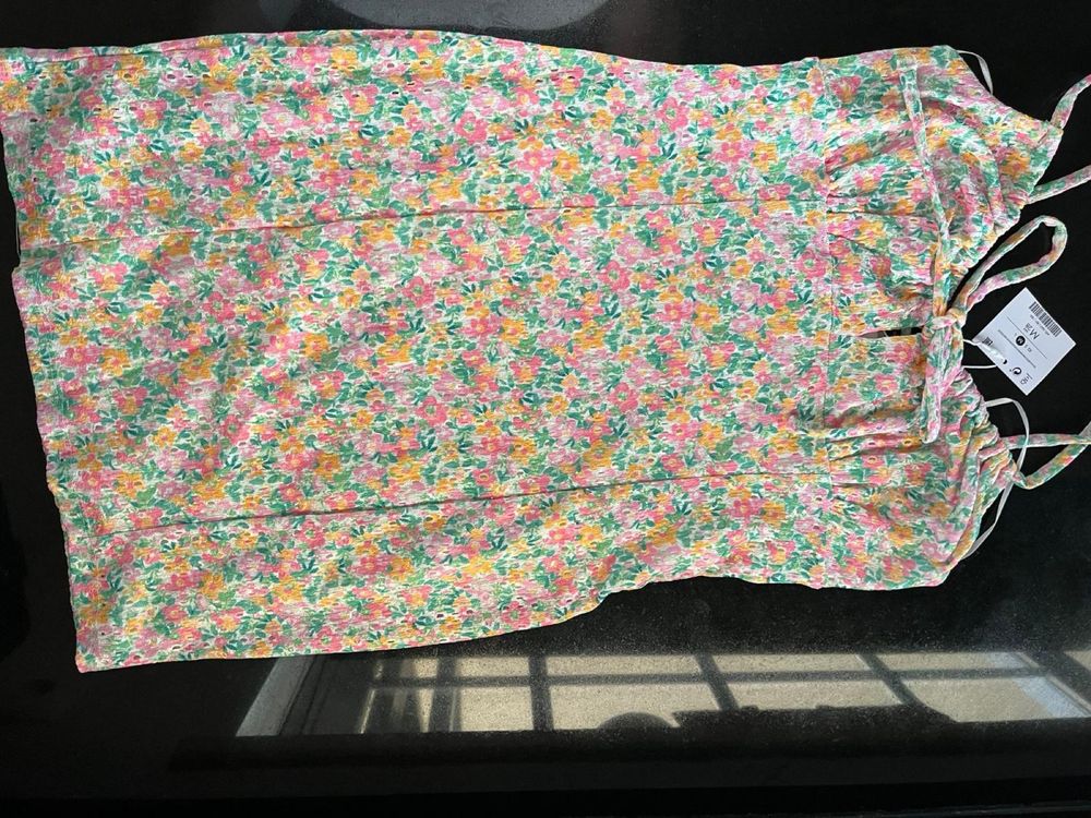 Vestido novo Bershka novo com etiqueta